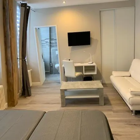 Des 2 Nations Hotel