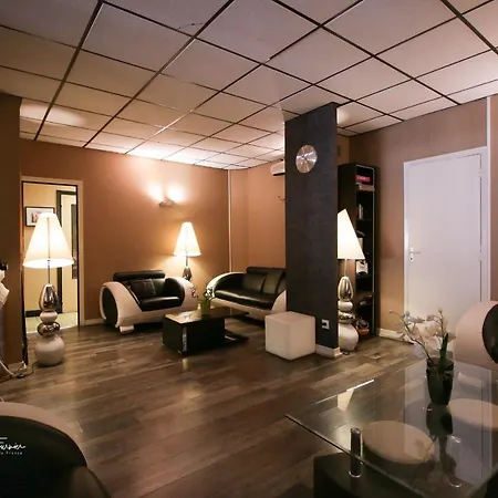 Des 2 Nations Hotel 2*