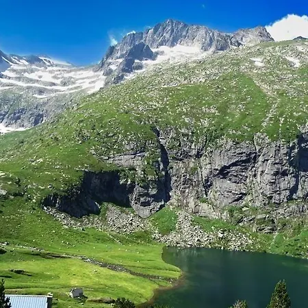 Des 2 Nations Hotel 2*