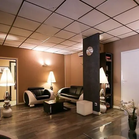 Des 2 Nations Hotel